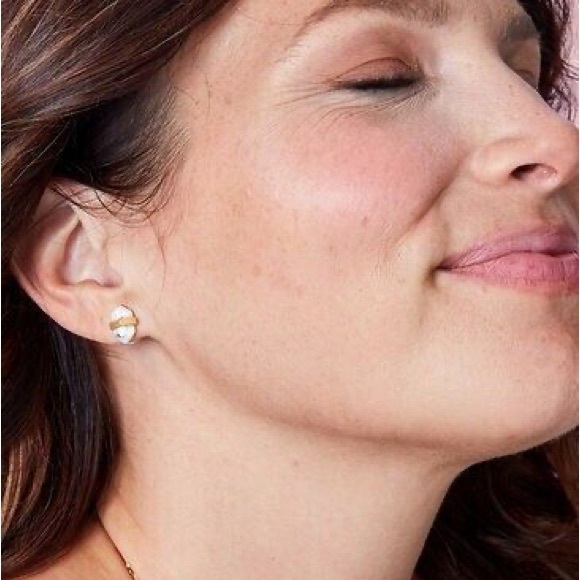 Stella & Dot Stone Rebel set in gold - Picture 4 of 4